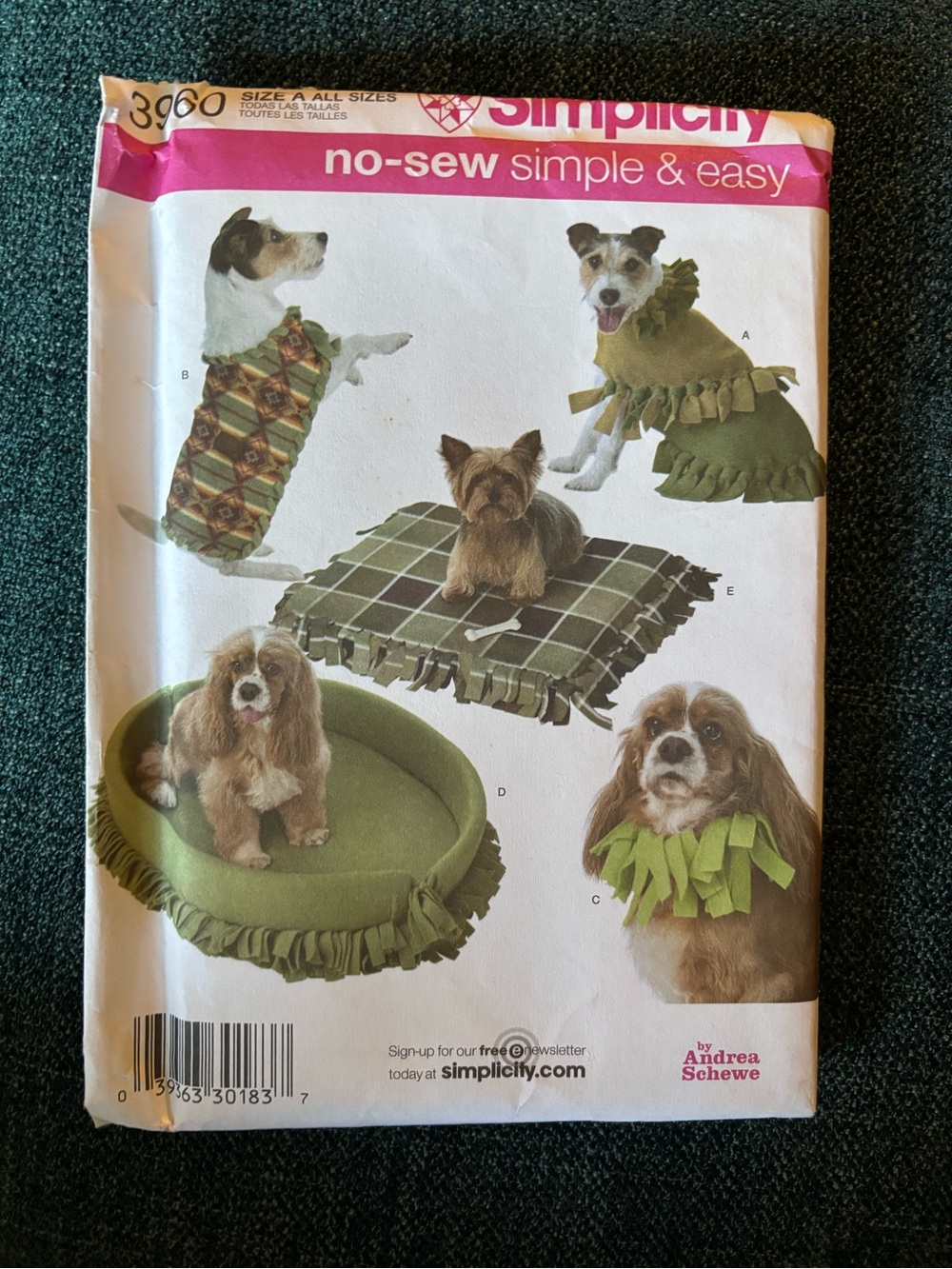 Simplicity 3960 No-Sew Pet Accessories craft pattern designer Andrea Schewe